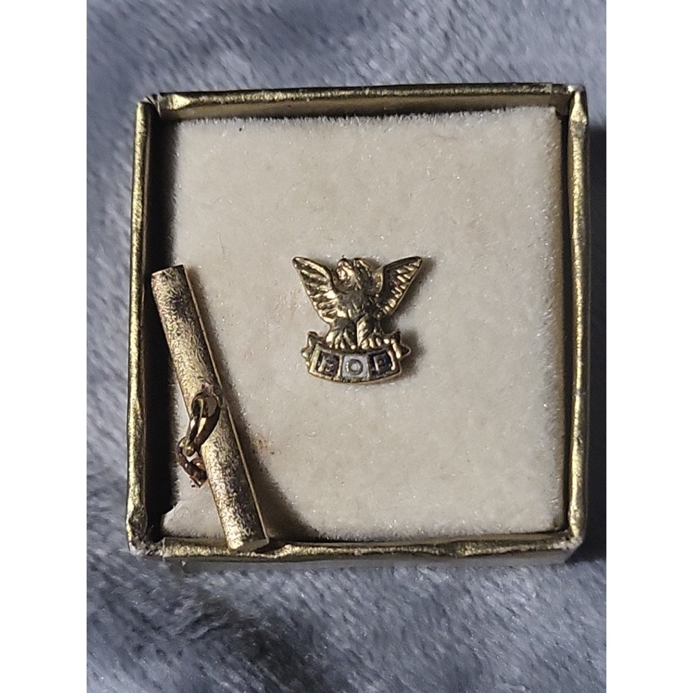 Vintage FOE Fraternal Order of Eagles‎ Tie Tack New SEE Description